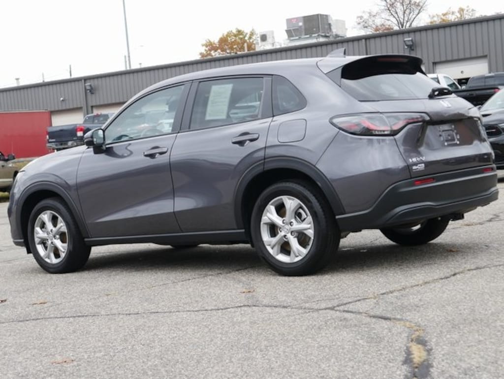Used 2025 Honda HR-V LX SUV