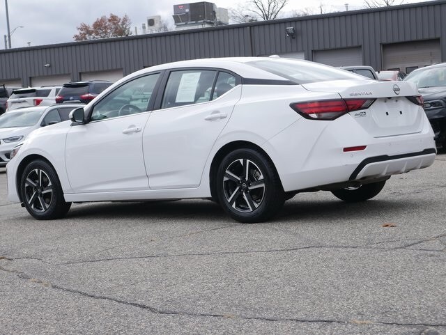 2024 Nissan Sentra SV photo 4