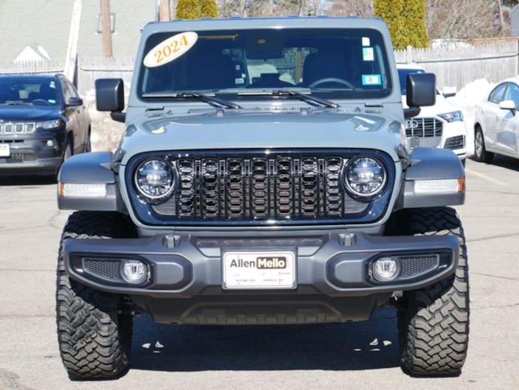 Used 2024 Jeep Wrangler Willys SUV