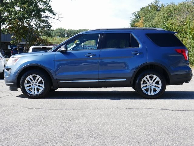 2018 Ford Explorer XLT photo 2