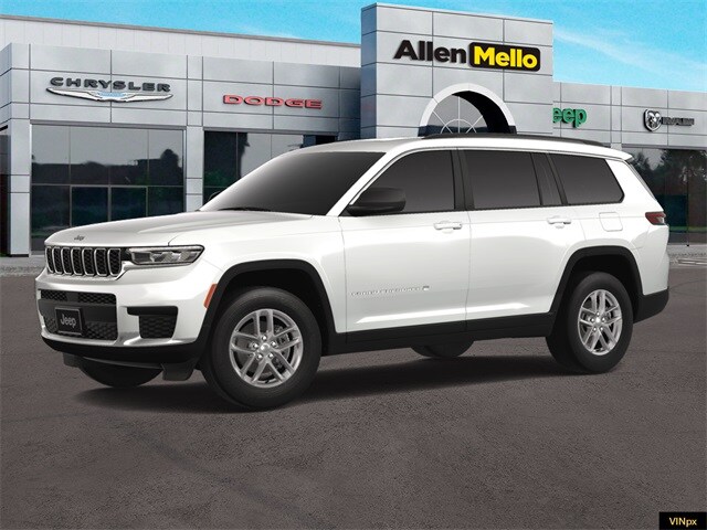 2025 Jeep Grand Cherokee Laredo photo 2