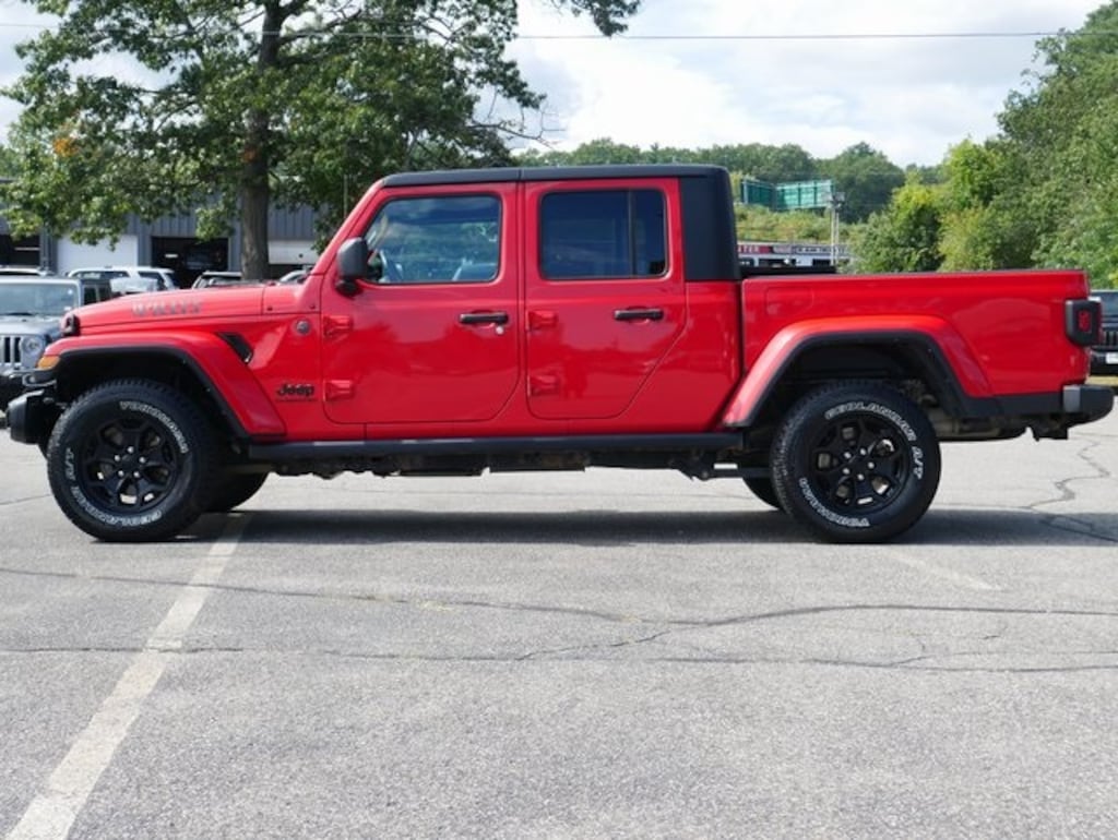 Used 2022 Jeep Gladiator Willys Truck