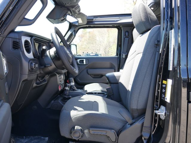 2026 Jeep Wrangler 4-Door Willys - Photo 18