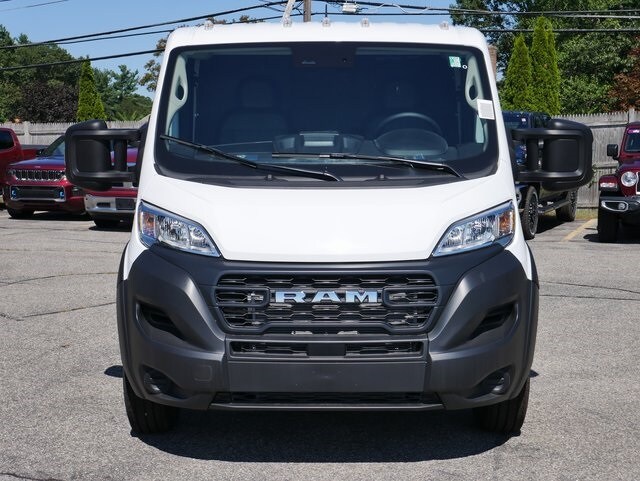 2024 Ram 3500 Tradesman photo 2