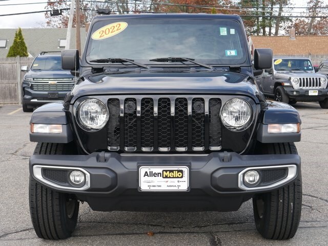 2022 Jeep Gladiator Sport photo 2
