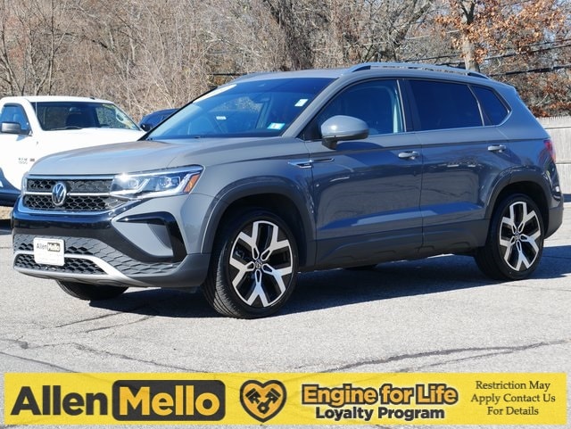 2022 Volkswagen Taos SEL's photo