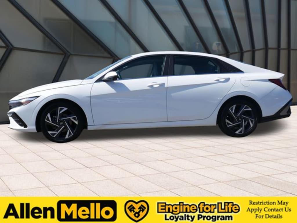 Used 2024 Hyundai Elantra Limited Sedan