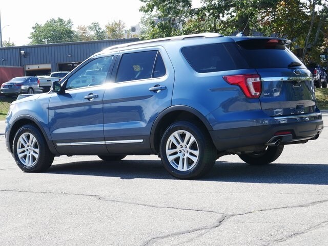 2018 Ford Explorer XLT photo 3