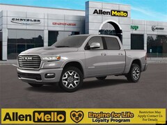 2025 Ram 1500 LARAMIE CREW CAB 4X4 5'7 BOX Pickup 250044