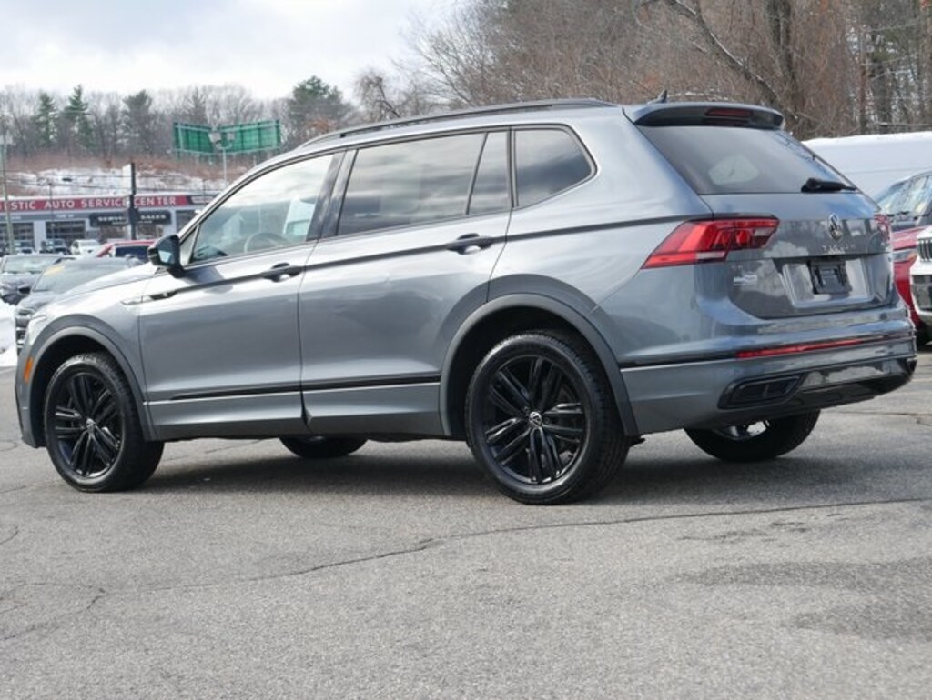 Used 2022 Volkswagen Tiguan 2.0T SE R-Line Black SUV