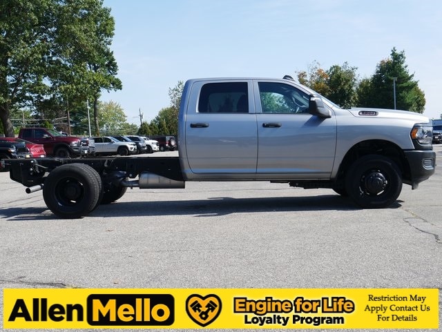 2023 RAM Ram 3500 Chassis Cab Tradesman's photo
