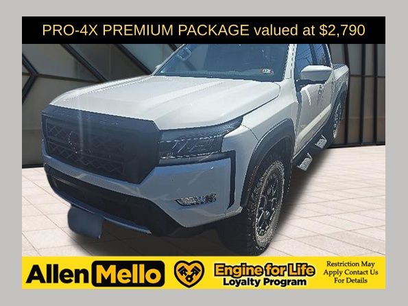 2022 Nissan Frontier PRO-4X Crew Cab 4X4's photo