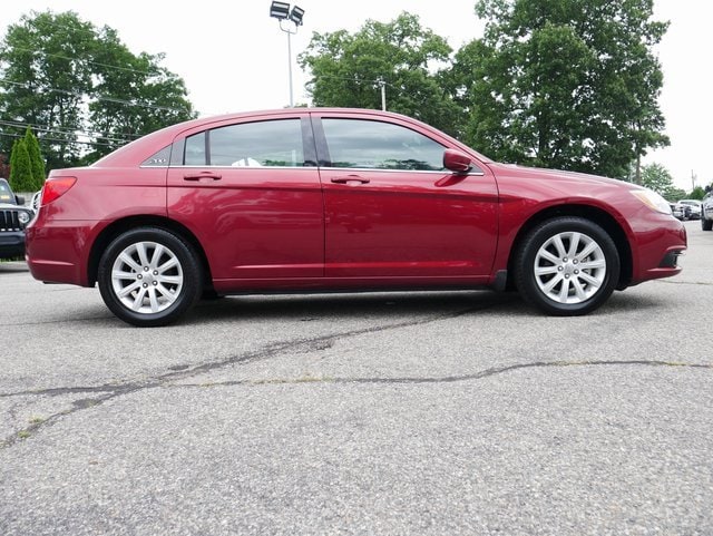 Used 2013 Chrysler 200 Touring with VIN 1C3CCBBB2DN765092 for sale in Nashua, NH