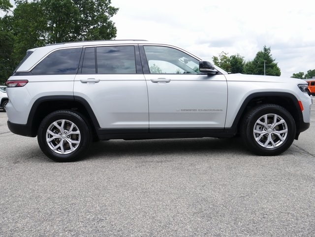 Used 2022 Jeep Grand Cherokee Limited with VIN 1C4RJHBG0N8558193 for sale in Nashua, NH