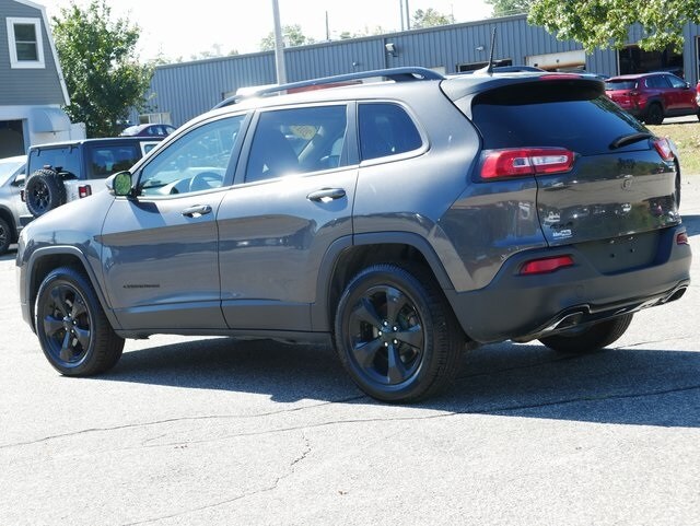 2017 Jeep Cherokee Limited photo 2