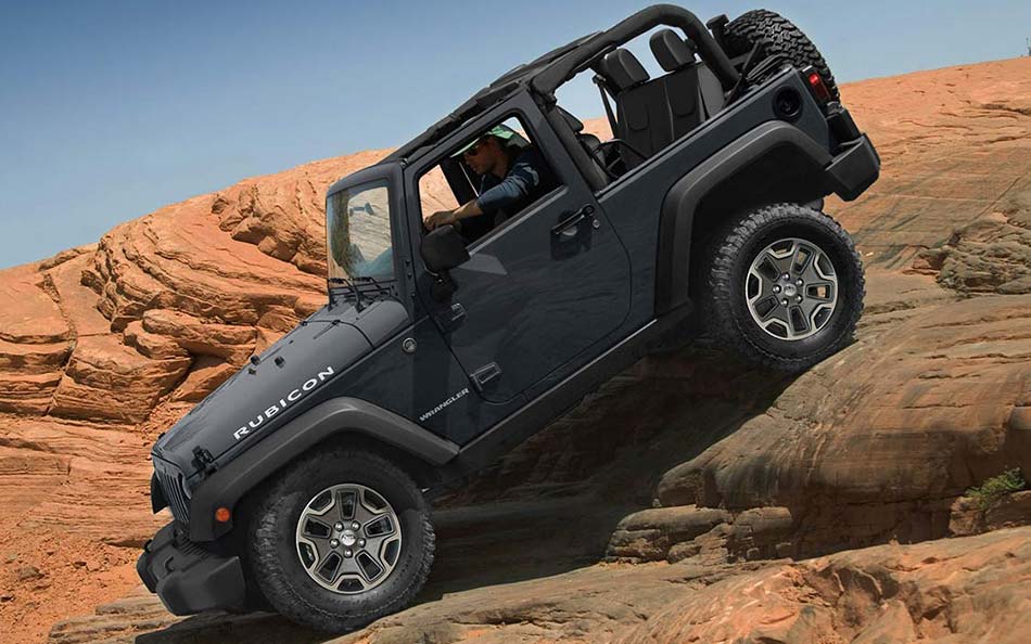 2017 Jeep Wrangler Vs Toyota Fj Cruiser Nashua Nh Allen As
