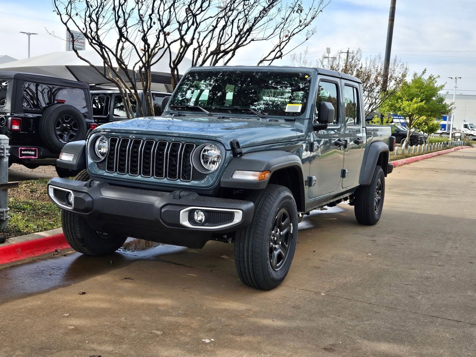 2026 Jeep Gladiator Sport's photo