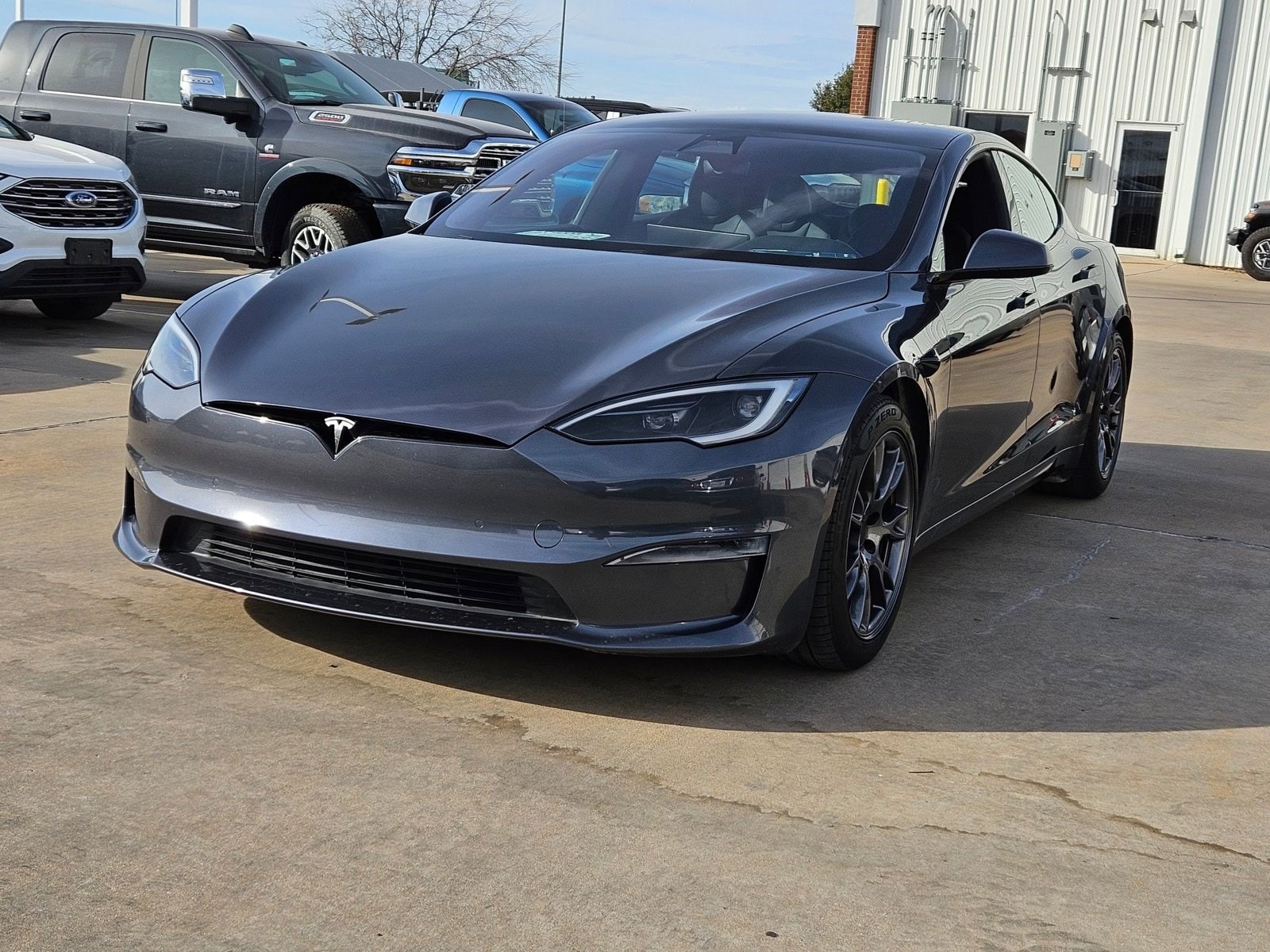 2022 Tesla Model S Base's photo