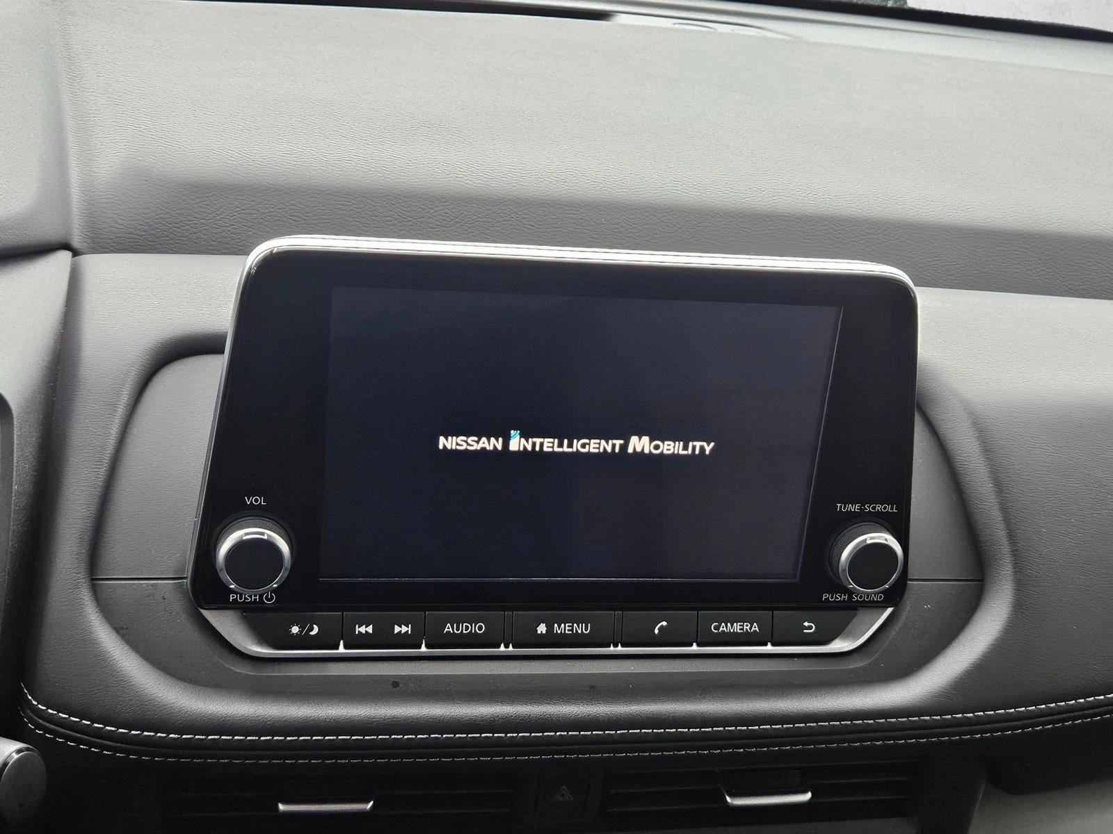 2025 Nissan Rogue SV - Photo 11