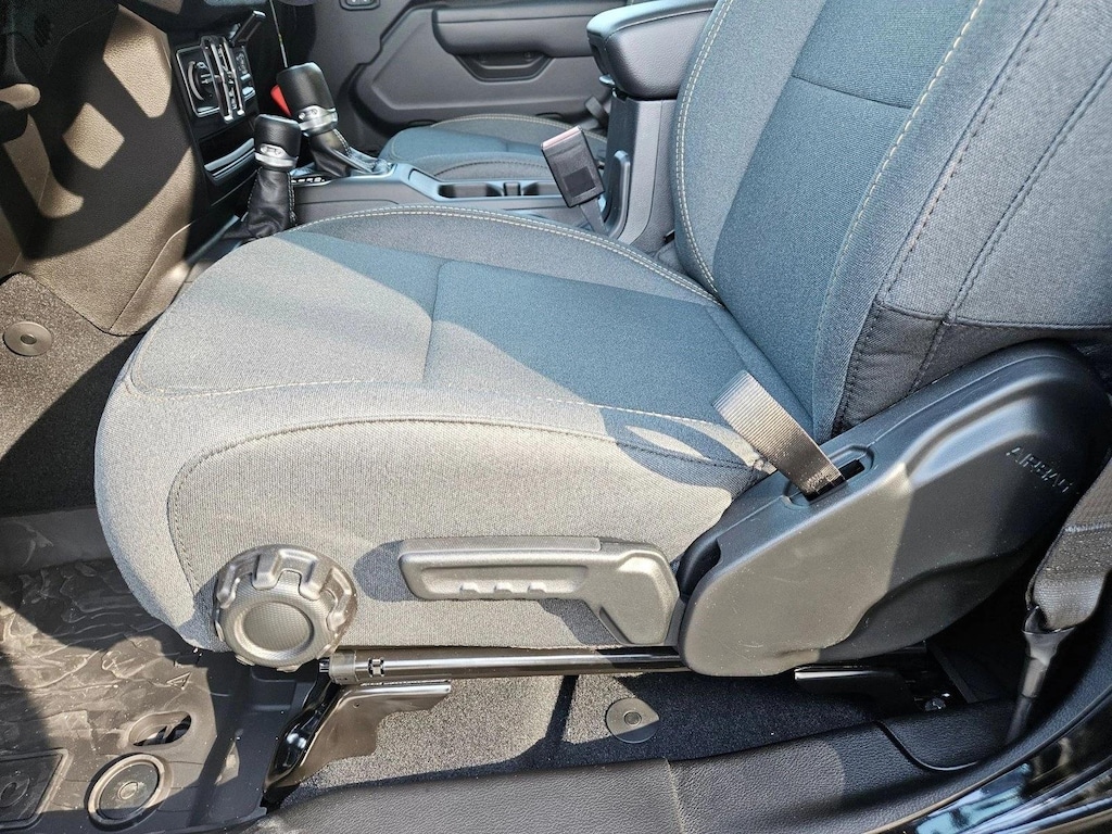 New 2026 Jeep Wrangler Sport SUV