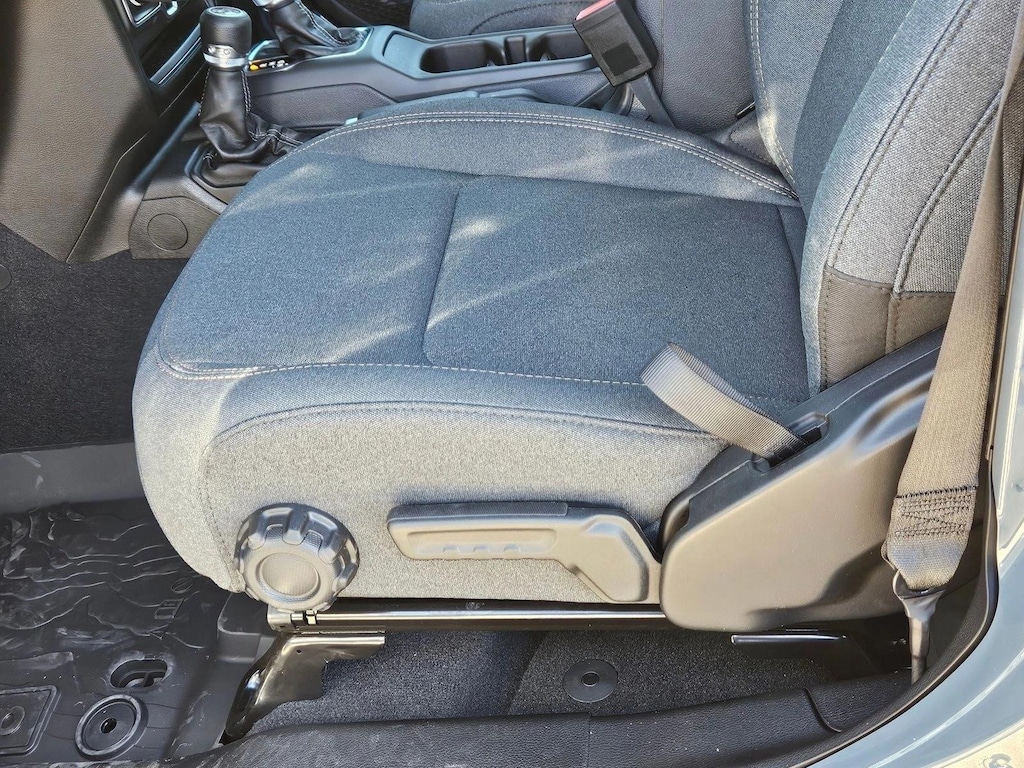 New 2026 Jeep Gladiator Sport Truck Crew Cab