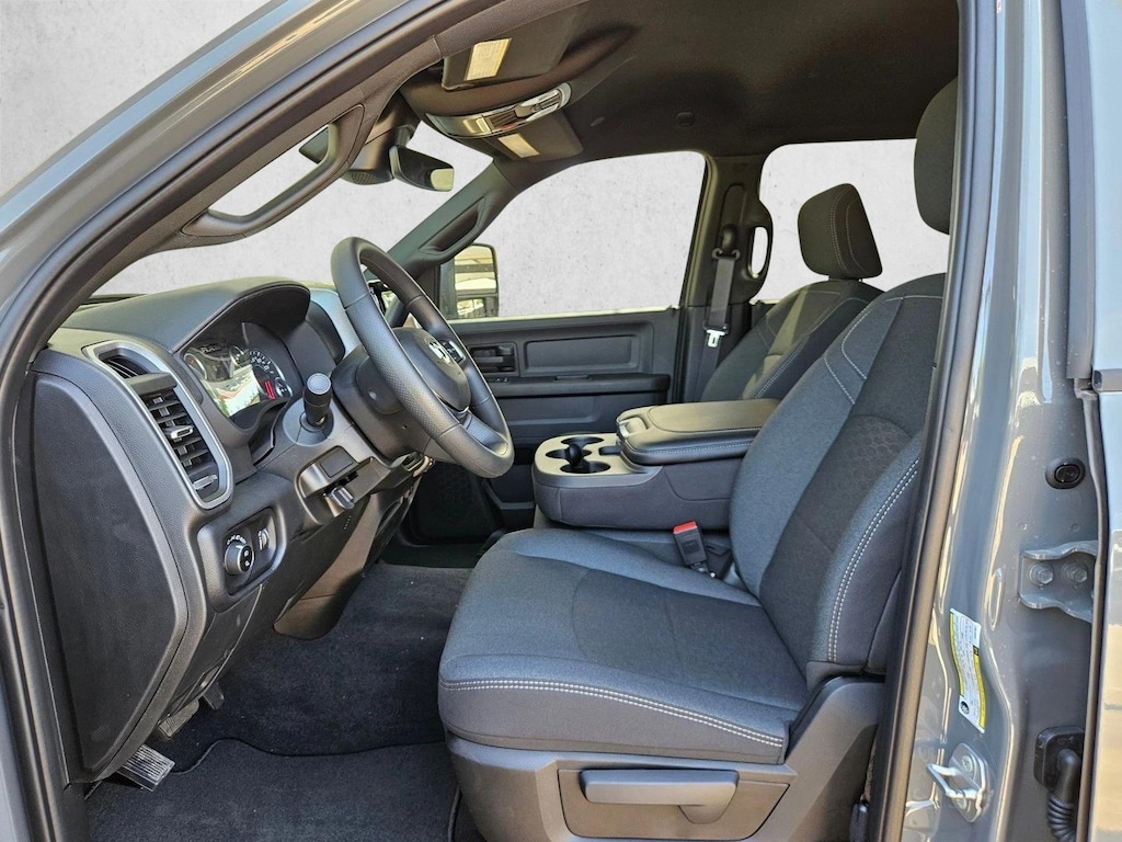 New 2026 Ram 2500 Black Express Truck Crew Cab