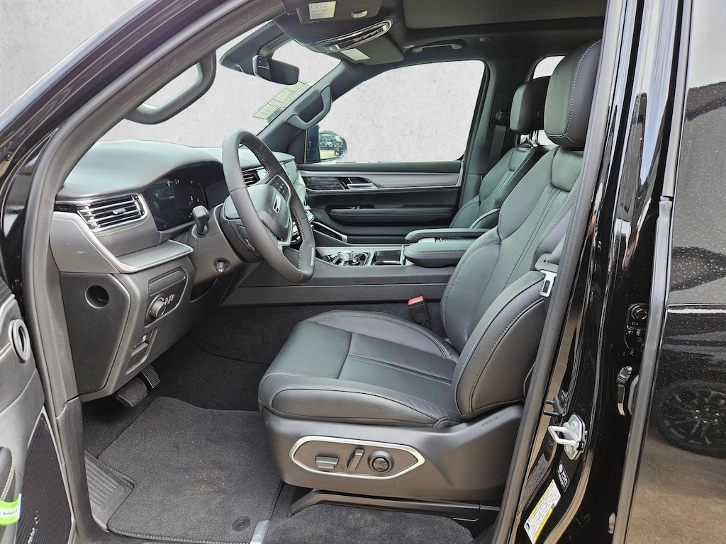 New 2026 Jeep Grand Wagoneer Limited Reserve SUV