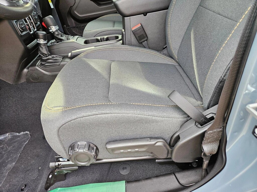 New 2026 Jeep Gladiator Sport Truck Crew Cab