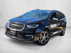 2026 Chrysler Pacifica Pinnacle Van Passenger Van