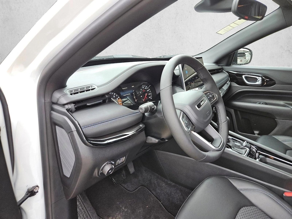 New 2026 Jeep Compass Latitude Altitude SUV