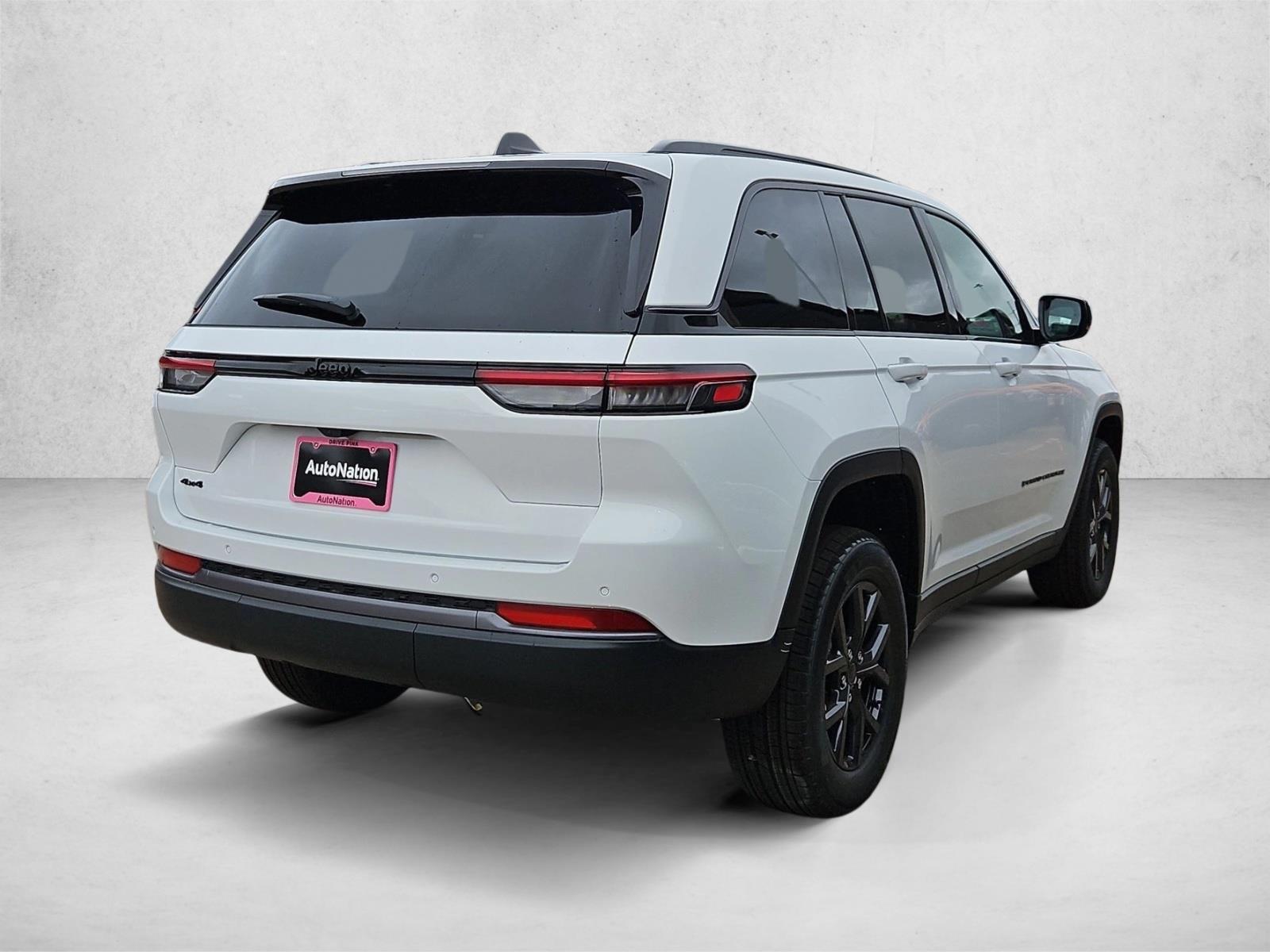 New 2027 Jeep Grand Cherokee 2 Row Laredo Altitude SUV