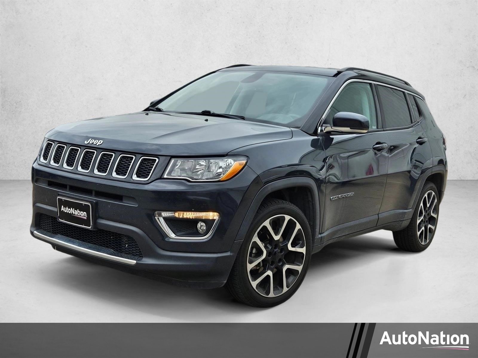 2018 Jeep Compass Limited's photo