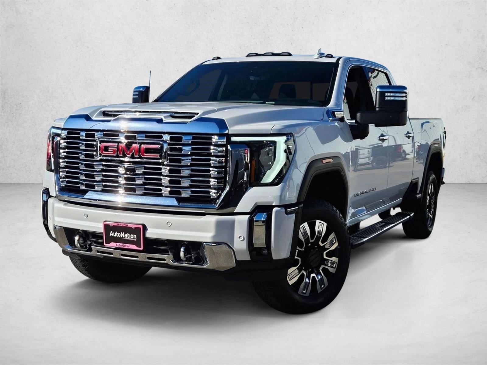 2024 GMC Sierra 2500HD Denali's photo