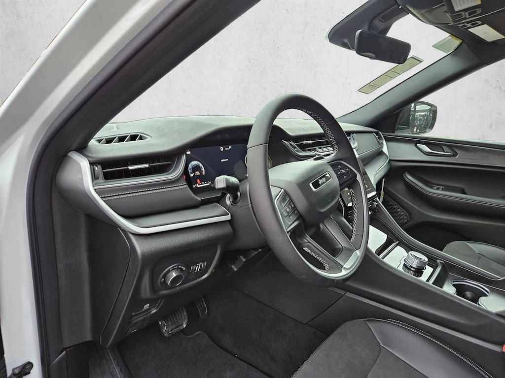 New 2025 Jeep Grand Cherokee Altitude X SUV