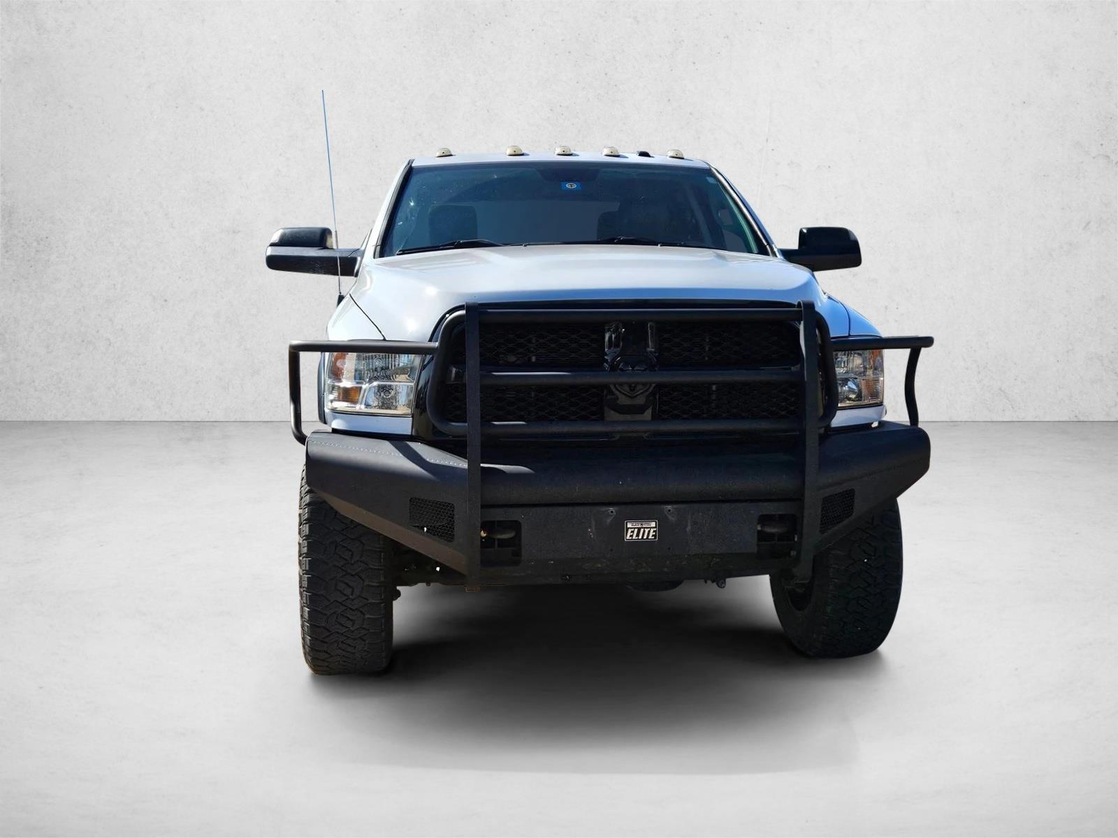 2018 Ram 2500 Tradesman photo 2