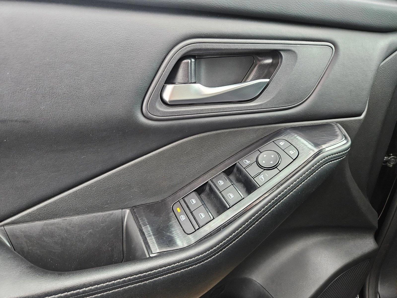 2025 Nissan Rogue SV - Photo 23