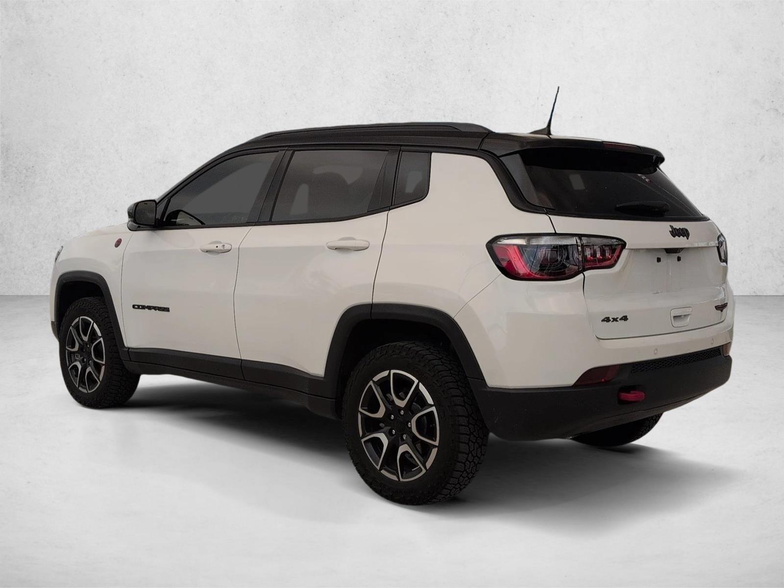 Used 2024 Jeep Compass Trailhawk Sport Utility