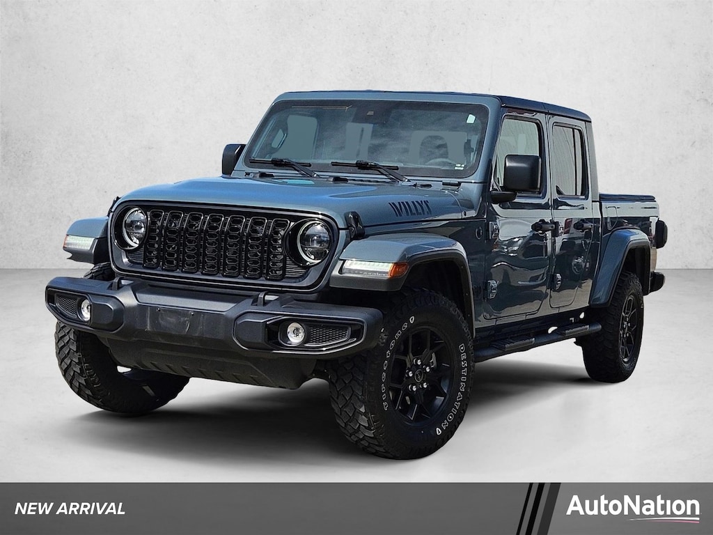 Used 2024 Jeep Gladiator Willys Crew Cab Pickup