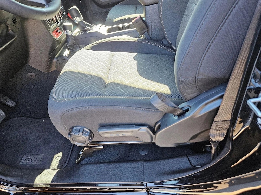 New 2026 Jeep Gladiator Mojave Truck Crew Cab