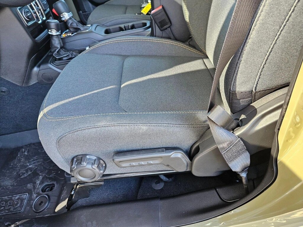 New 2026 Jeep Gladiator Sport Truck Crew Cab