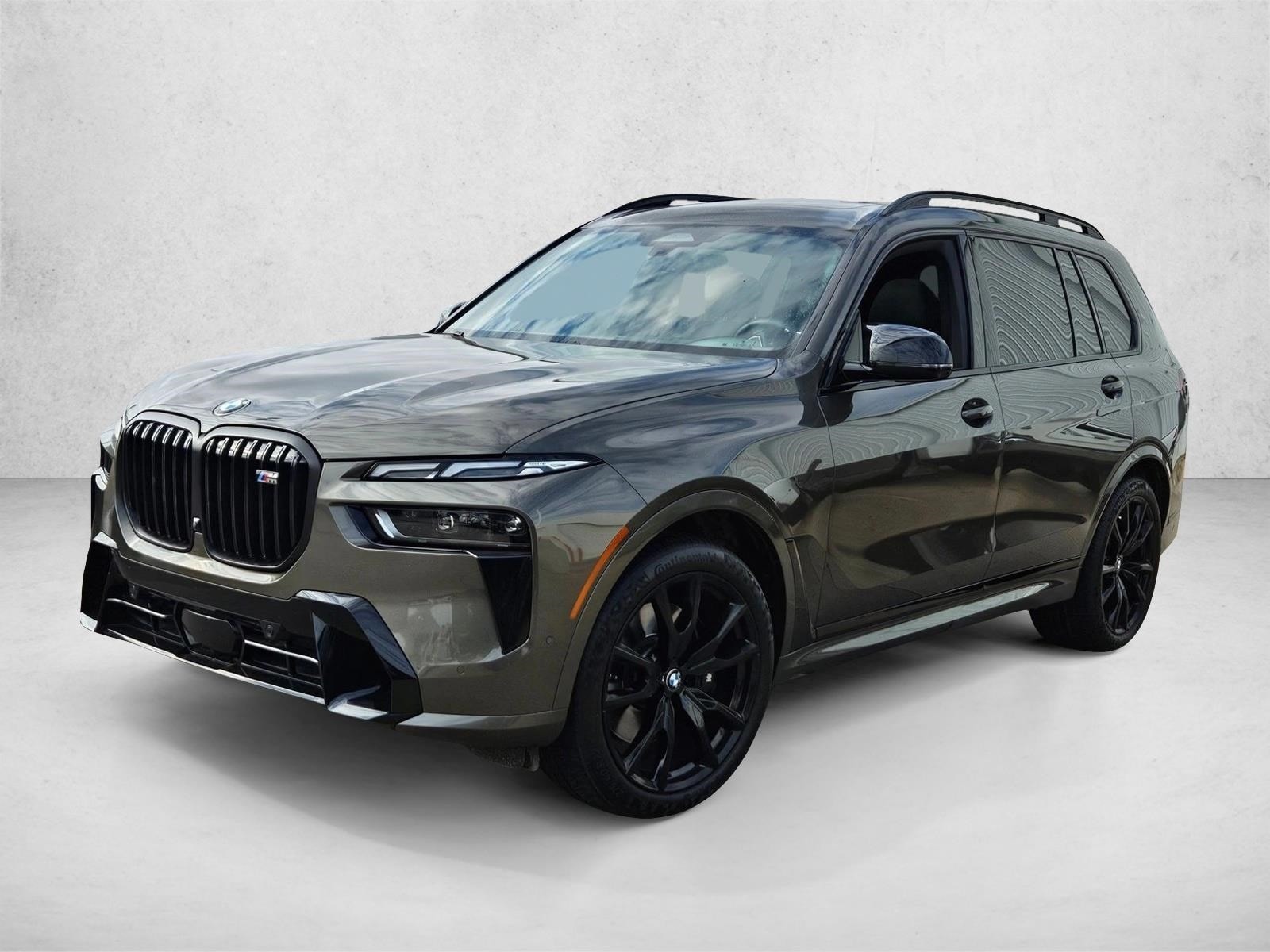 2024 BMW X7 M60i's photo