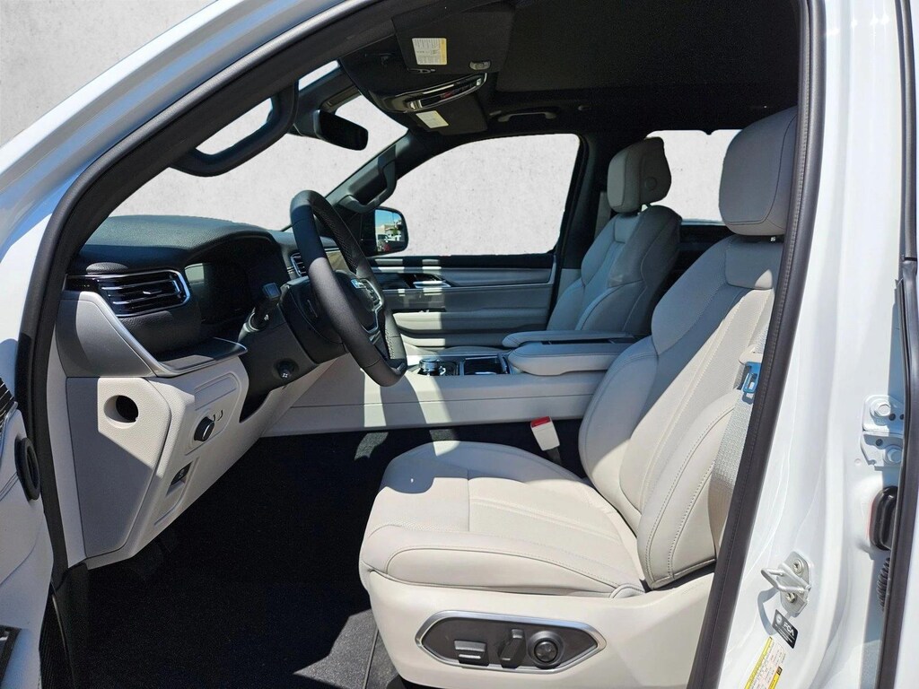 New 2026 Jeep Grand Wagoneer L Limited Altitude SUV