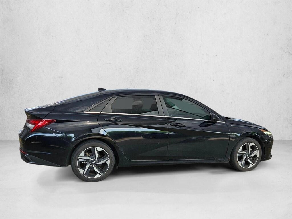 Used 2023 Hyundai Elantra Limited 4dr Car