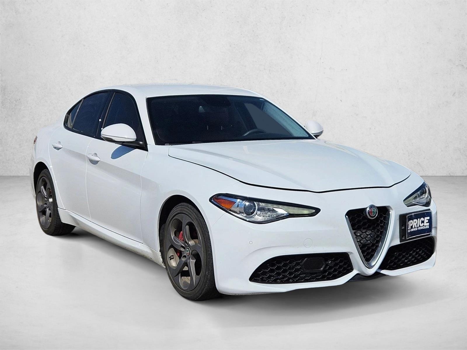 2018 Alfa Romeo Giulia photo 3
