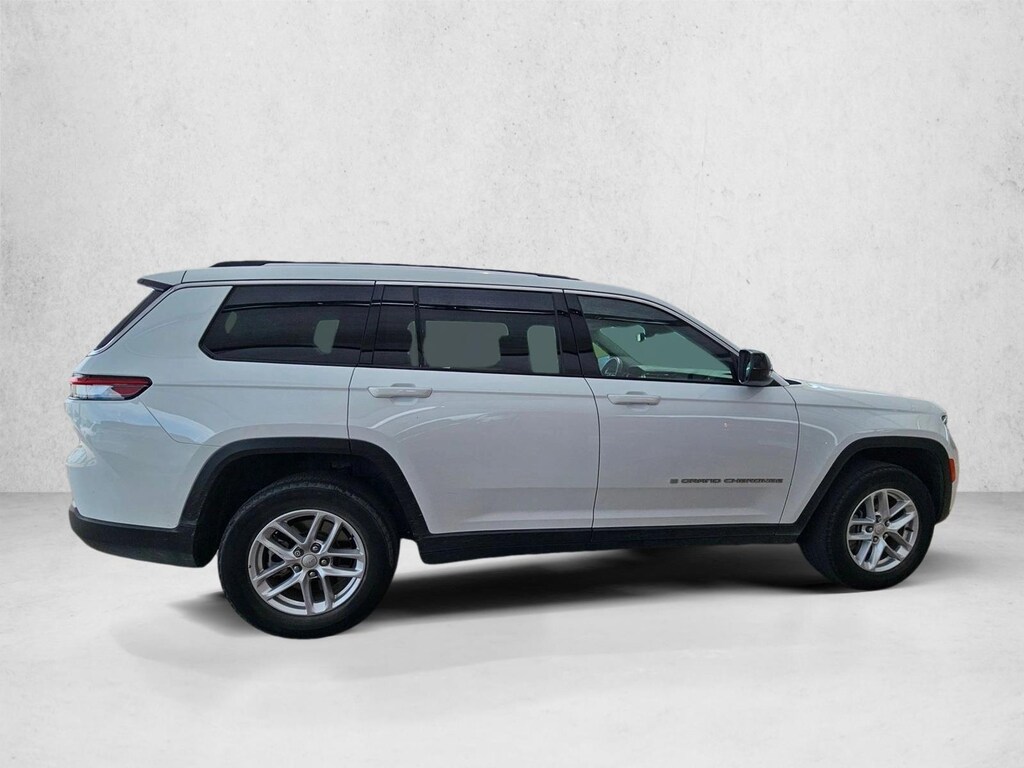 Used 2022 Jeep Grand Cherokee L Laredo Sport Utility