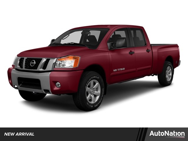 2014 Nissan Titan PRO-4X 4X4 Crew Cab SWB's photo