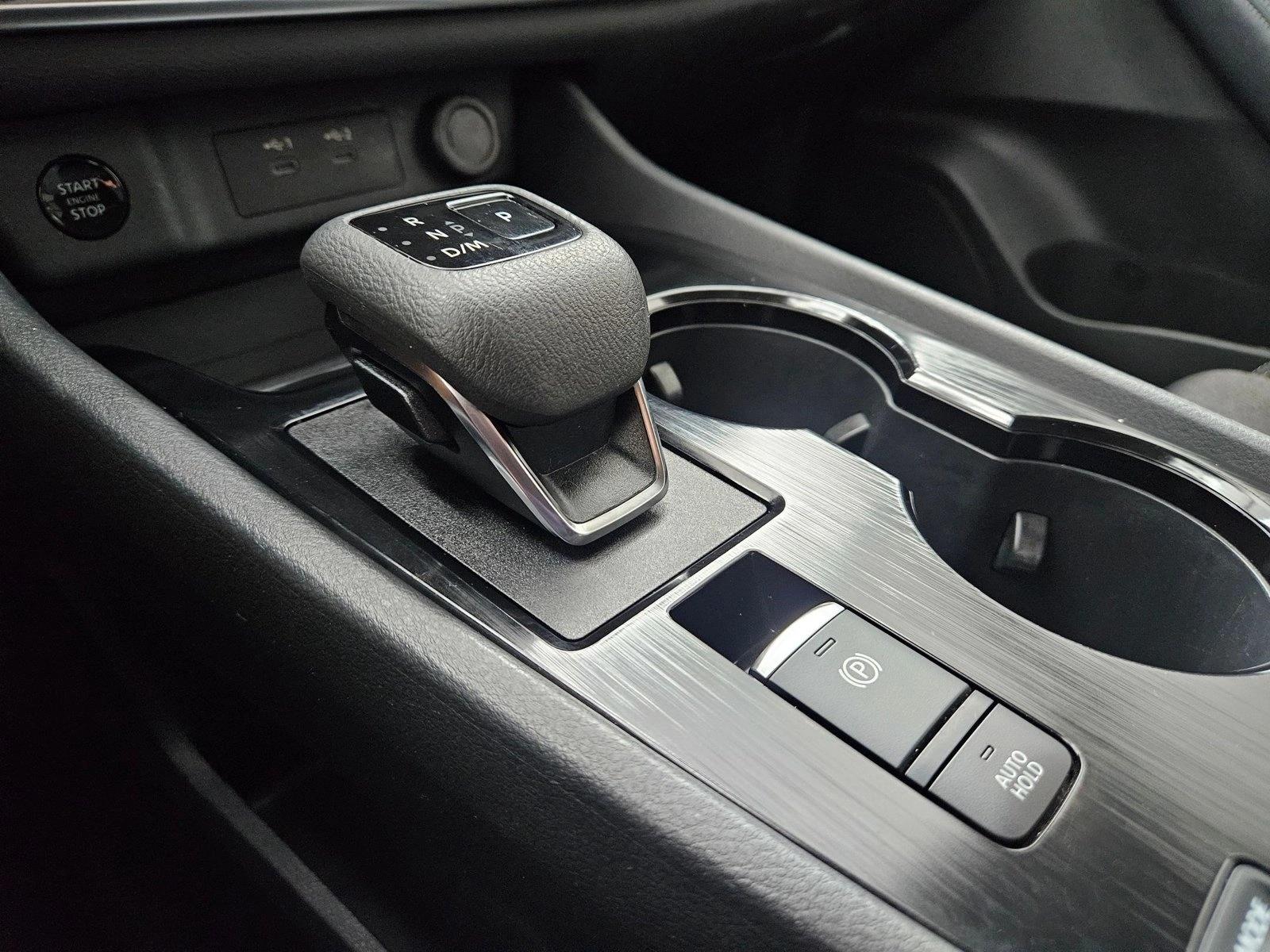 2025 Nissan Rogue SV - Photo 9