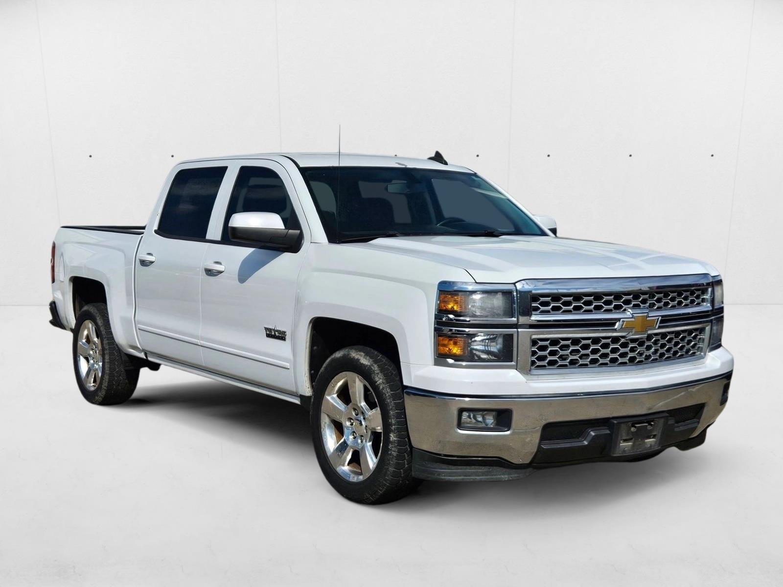 2015 Chevrolet Silverado 1500 LT photo 3