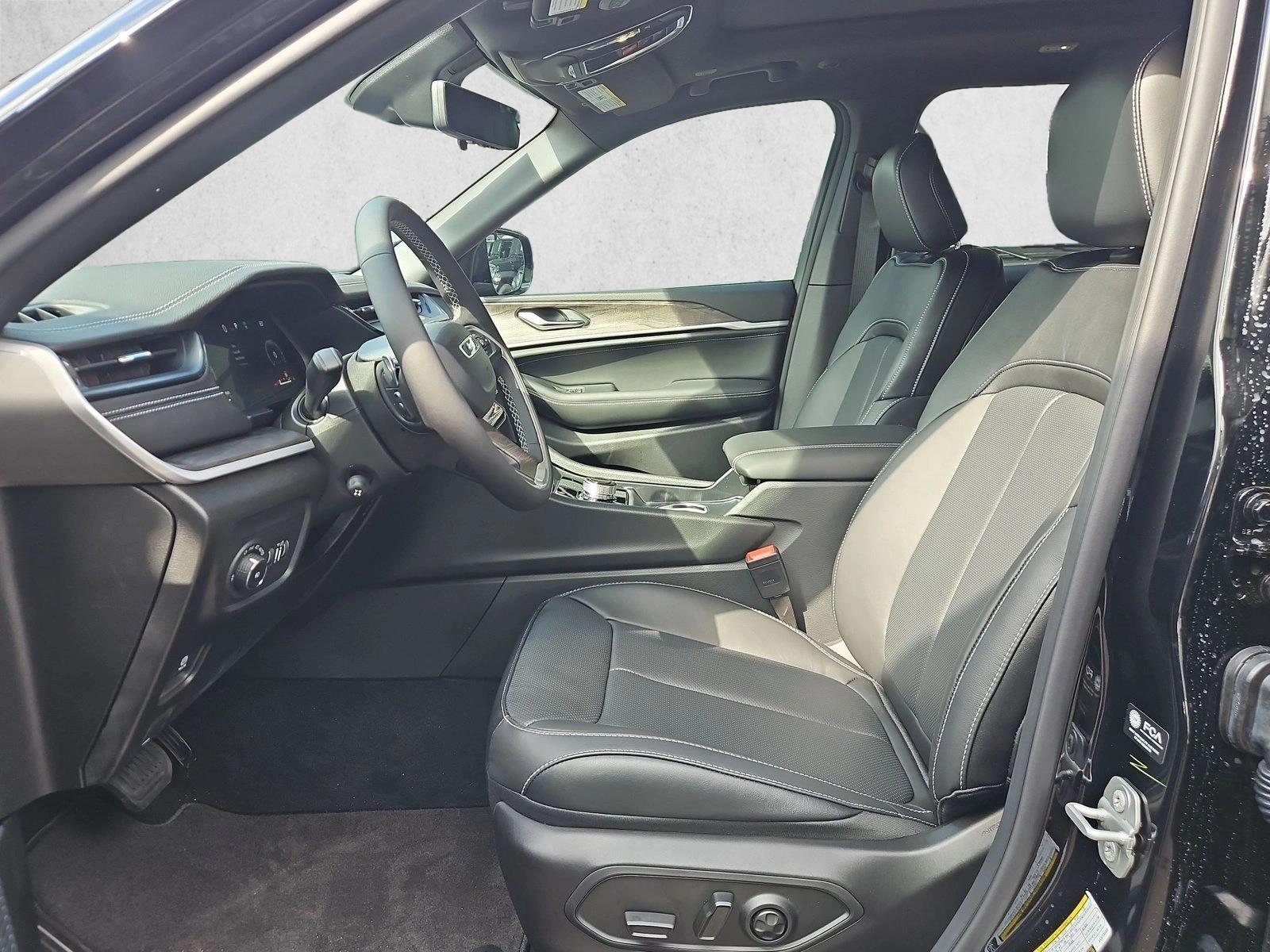 New 2027 Jeep Grand Cherokee Limited Reserve SUV