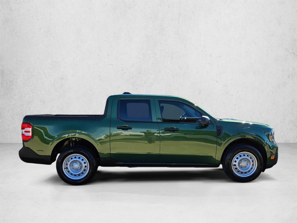 Used 2025 Ford Maverick XL Crew Cab Pickup